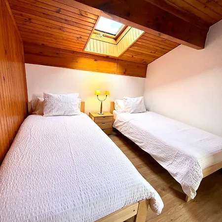 Cal Querol Palau-xemeneia-basquet I Tennis Apartman *